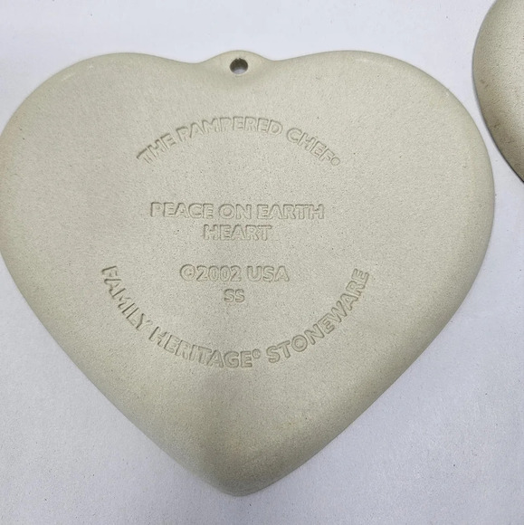 The Pampered Chef Family Heritage Stoneware Cookie Molds Qty 4 Has some recipes - Picture 7 of 10